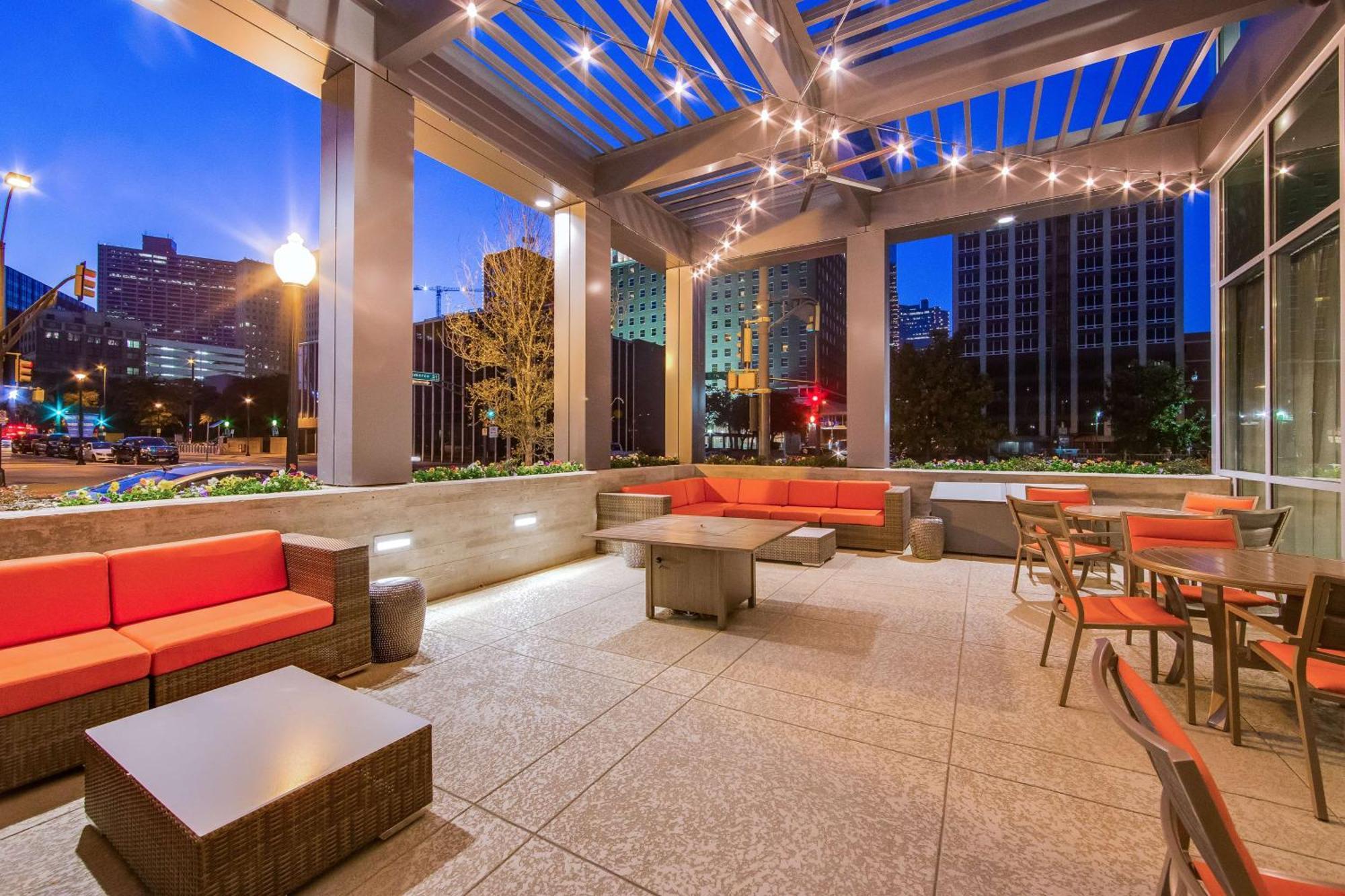 Hampton Inn & Suites Fort Worth Downtown Екстер'єр фото