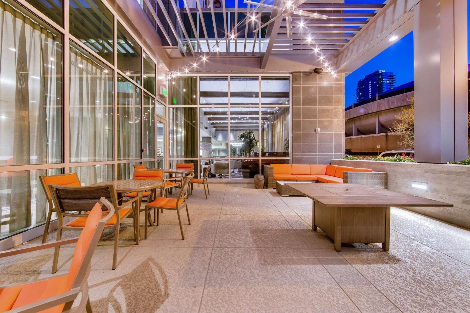 Hampton Inn & Suites Fort Worth Downtown Екстер'єр фото